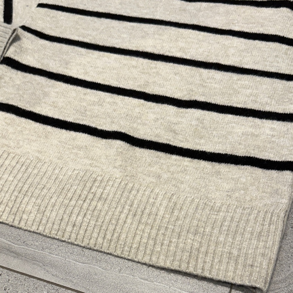 Dynamite Striped Black and Cream Sweater - Picture 10 of 10